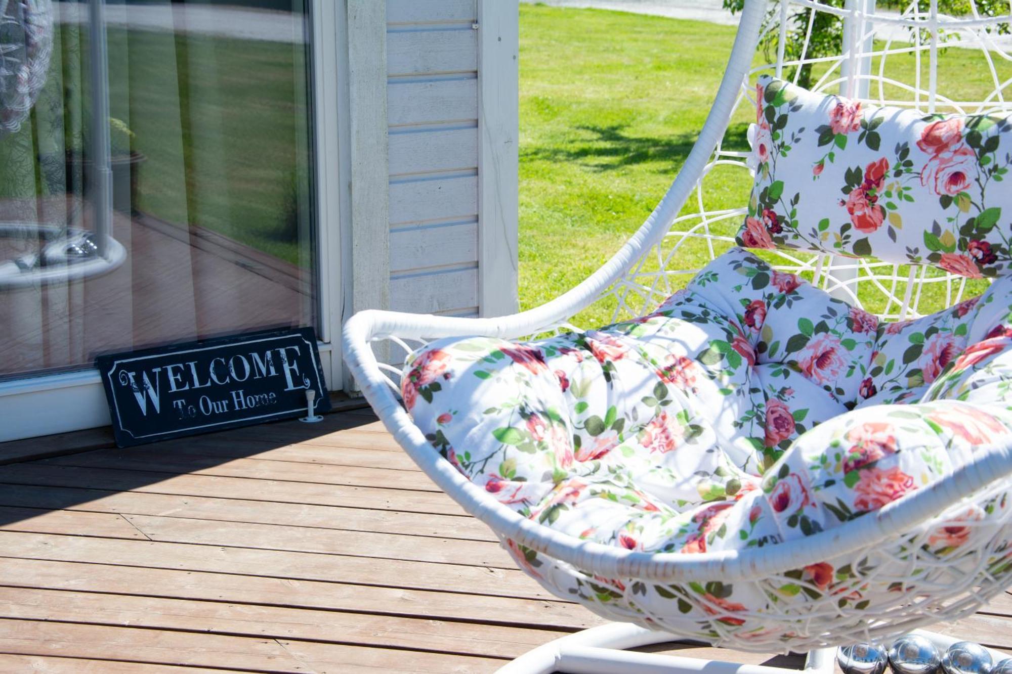 Elo Kuelalismaja Villa Kuressaare Exteriör bild